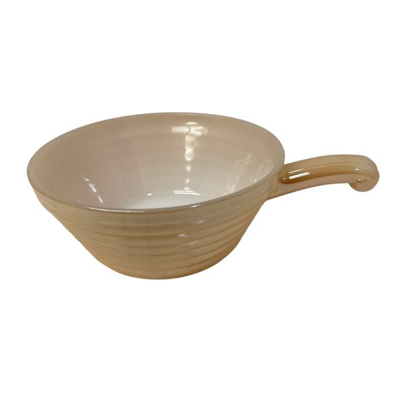 Vintage Fire King Beige Ceramic Soup Bowl With Handle 5" x 7" - Picture 4 of 5